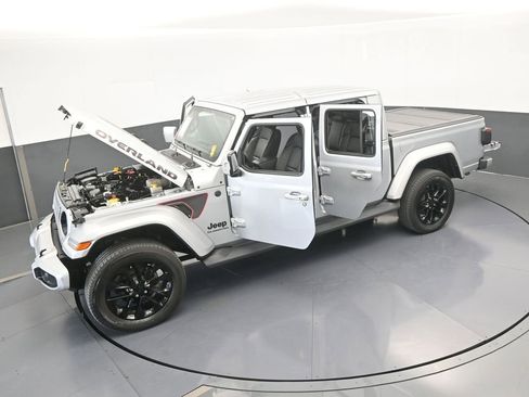 Used 2022 Jeep Gladiator Overland image 68