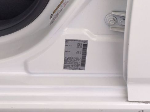 Used 2025 Nissan Altima 2.5 SV image 39