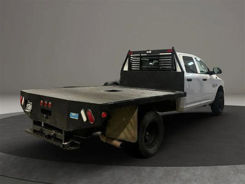 Used 2014 RAM 3500 Tradesman w/ Chrome Appearance Group image 3
