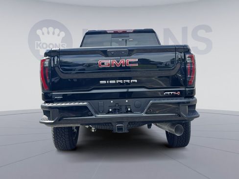 New 2026 GMC Sierra 2500 AT4 w/ Max Trailering Package AWD/4WD image 4