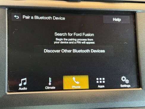 Used 2019 Ford Fusion SE w/ Equipment Group 151A FWD image 17