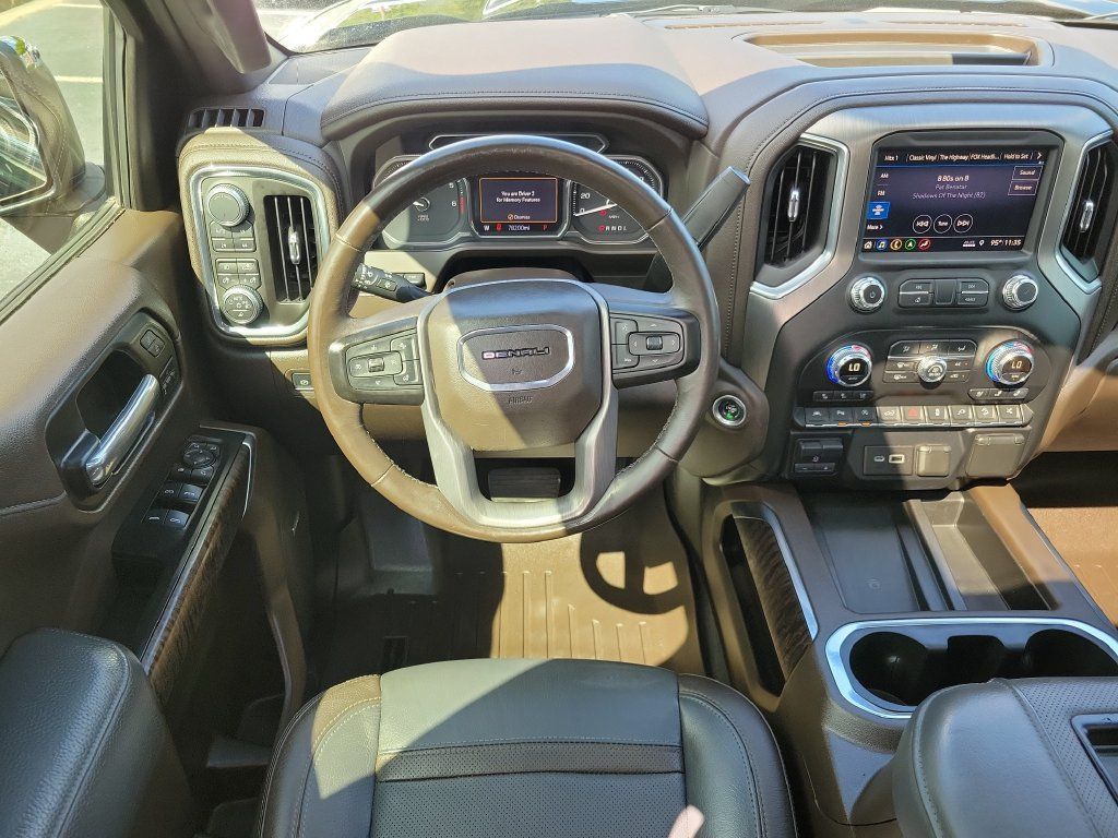 Used 2019 GMC Sierra 1500 Denali w/ Denali Ultimate Package AWD/4WD image 15