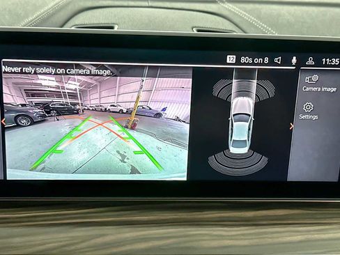 Used 2023 BMW M550i xDrive w/ Executive Package image 19