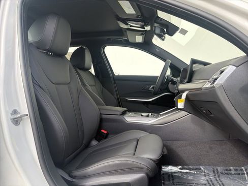 New 2026 BMW 330i xDrive Sedan w/ Convenience Package image 19