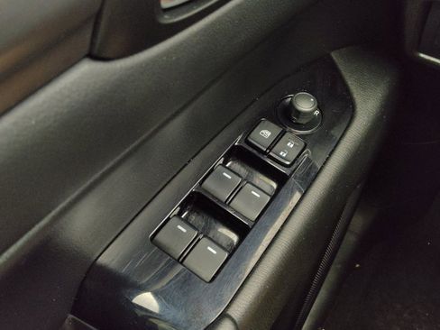 Used 2019 MAZDA CX-5 Touring FWD image 27