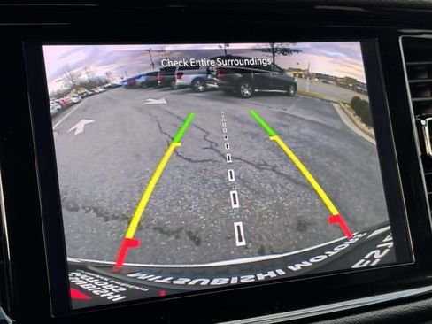 Used 2024 Dodge Durango GT image 18