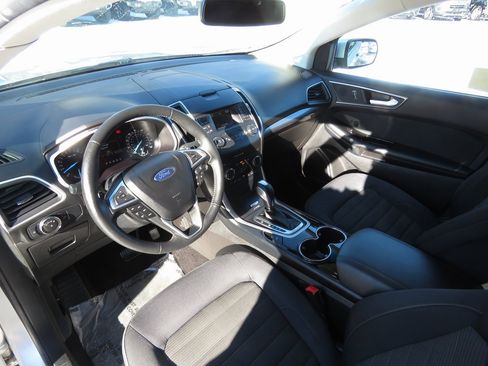 Used 2017 Ford Edge SEL image 11
