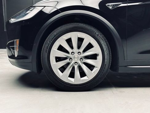 Used 2021 Tesla Model X Long Range AWD/4WD image 39