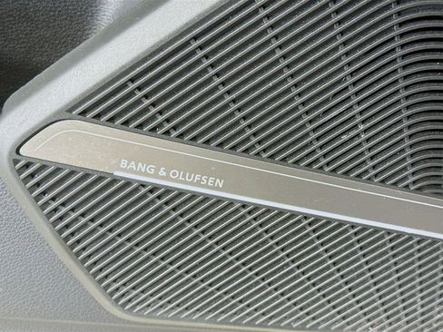 Certified 2025 Audi SQ5 Premium Plus w/ Premium Plus Package image 12