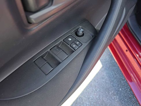 Used 2022 Toyota Corolla LE w/ LE Convenience Package image 23