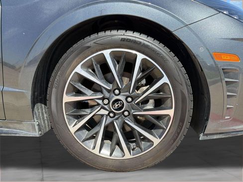 Used 2023 Hyundai Sonata Limited FWD image 12