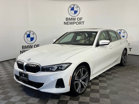 Certified 2024 BMW 330i xDrive Sedan w/ Convenience Package AWD/4WD image 3