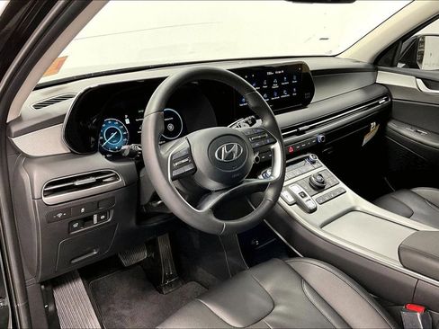 Used 2025 Hyundai Palisade SEL image 16