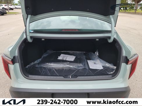 New 2026 Kia K4 FWD image 10