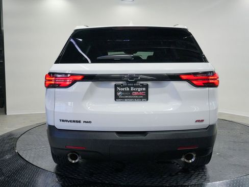 Used 2023 Chevrolet Traverse RS w/ LPO, Floor Liner Package AWD/4WD image 7