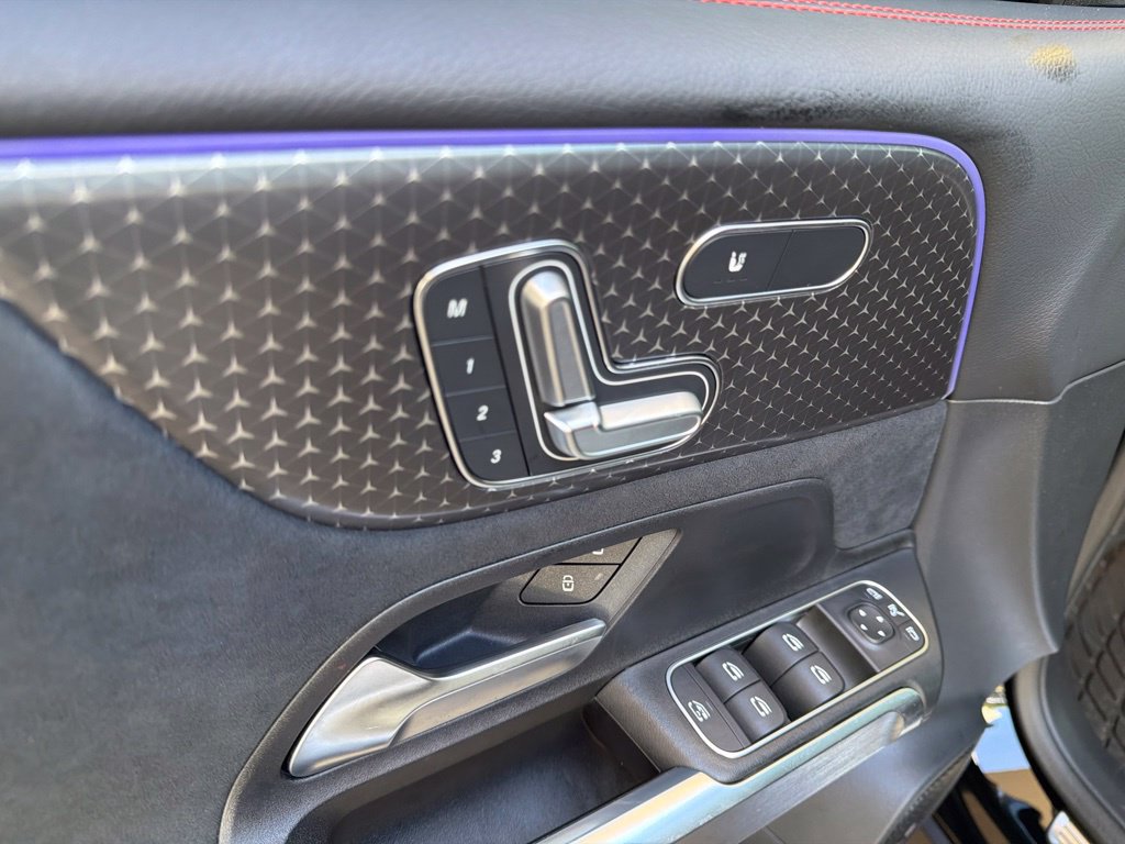 Used 2025 Mercedes-Benz GLB 35 AMG 4MATIC w/ AMG Night Package image 51