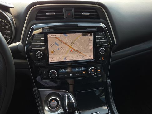 Certified 2023 Nissan Maxima Platinum w/ Sport Mat Group FWD image 24