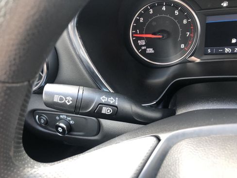 Used 2025 Chevrolet Blazer LT image 23