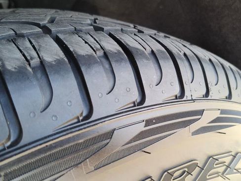 Used 2021 GMC Yukon XL AT4 w/ AT4 Premium Package image 17