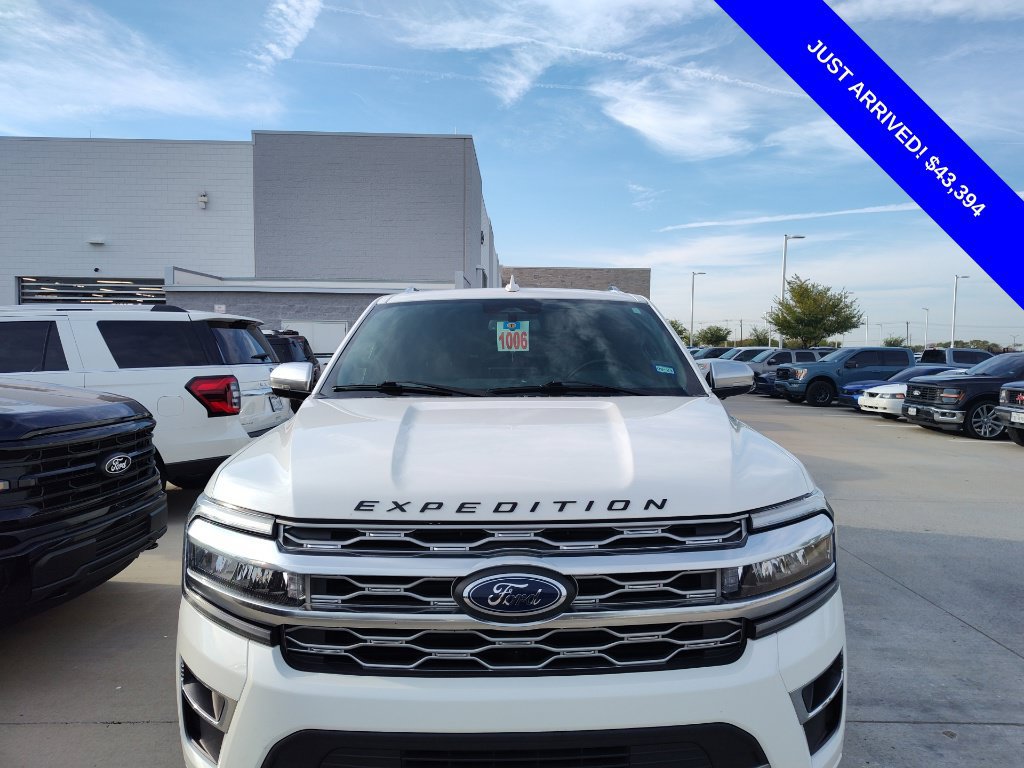 Used 2022 Ford Expedition Platinum AWD/4WD image 1