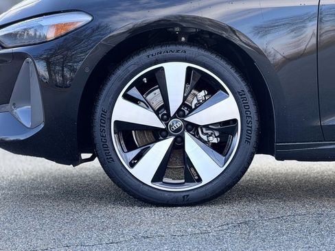 New 2025 Audi A5 2.0T Premium image 2