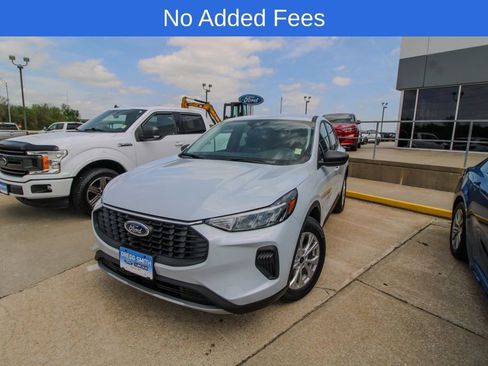 Used 2025 Ford Escape Active FWD image 1