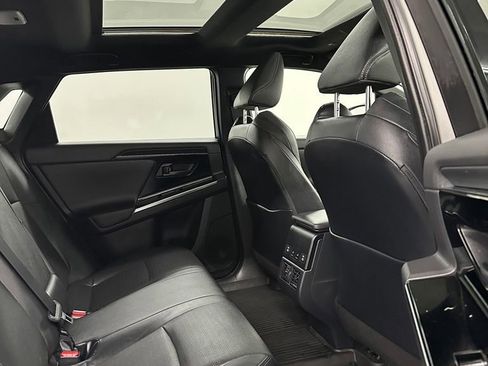 Used 2023 Toyota bZ4X Limited w/ Weather Package image 34