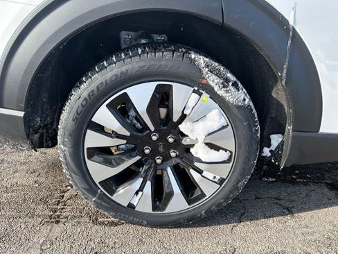 New 2026 Ford Explorer Platinum w/ LUX Leather Package image 13