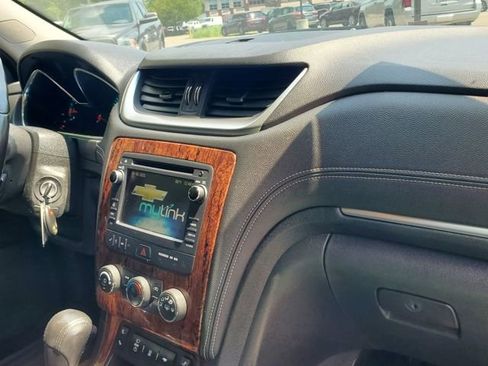 Used 2014 Chevrolet Traverse LT w/ All-Star Edition image 6