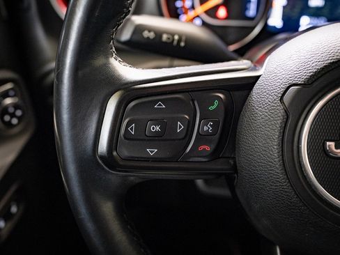 Used 2019 Jeep Wrangler Sport S image 26