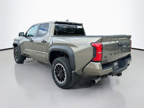 New 2026 Toyota Tacoma TRD Off-Road AWD/4WD image 10