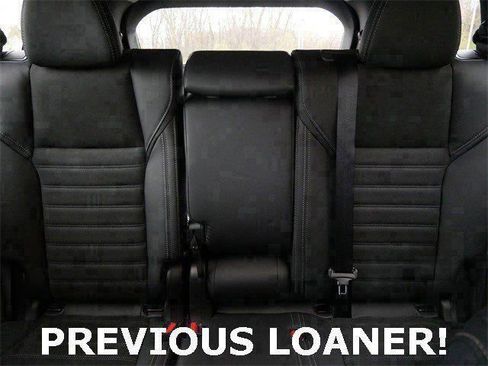 Used 2025 Mitsubishi Outlander SE image 14