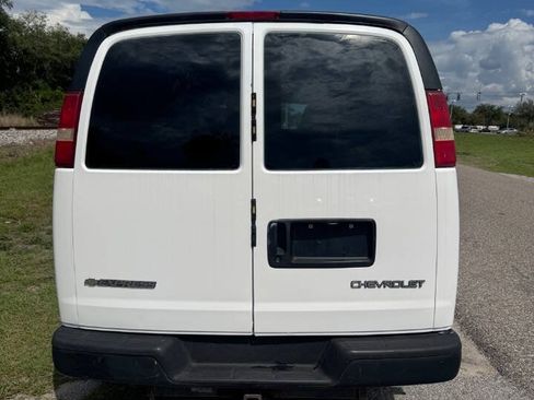 Used 2003 Chevrolet Express 3500 Extended RWD image 7