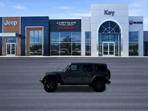 Used 2026 Jeep Wrangler Unlimited Sport AWD/4WD image 2