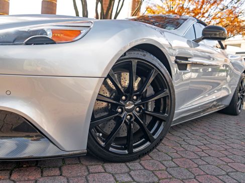 Used 2016 Aston Martin Vanquish Volante image 42