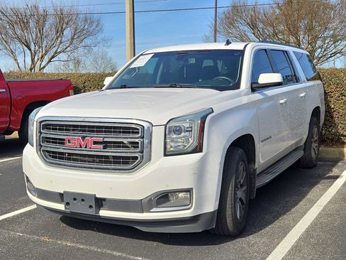 Used 2015 GMC Yukon XL SLE w/ Convenience Package image 3