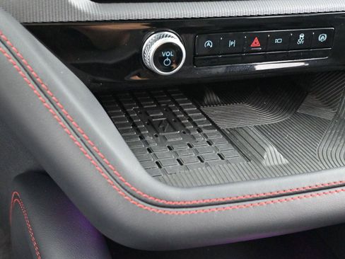 Used 2025 Ford Explorer ST-Line w/ Premium Package image 26