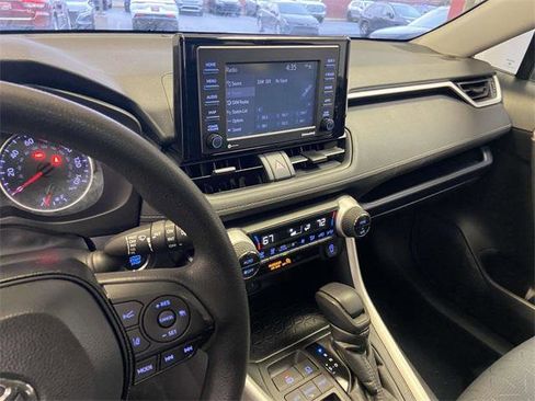 Certified 2020 Toyota RAV4 XLE image 24
