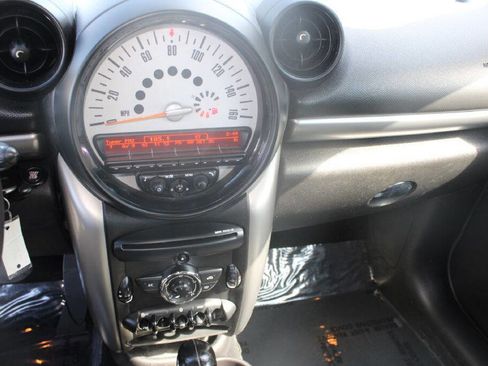 Used 2014 MINI Cooper Paceman Cooper 2dr Hatchback image 9