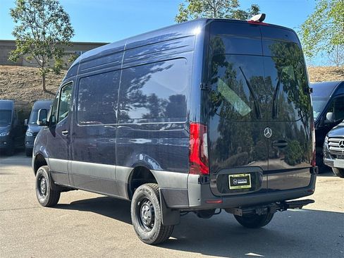 Used 2024 Mercedes-Benz Sprinter 144 Cargo image 5