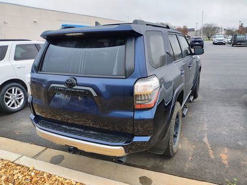 Used 2020 Toyota 4Runner TRD Off-Road Premium w/ Moonroof Package image 5
