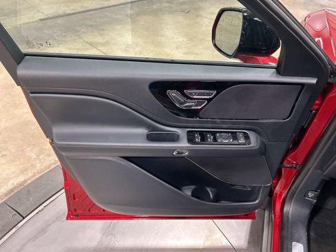 New 2026 Lincoln Aviator Premiere w/ Jet Appearance Package image 11