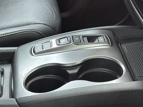 Used 2022 Honda Pilot Special Edition image 7