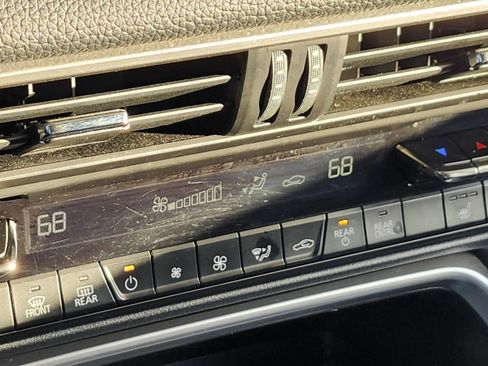 Used 2024 MAZDA CX-90 Plug-In Hybrid w/ Preferred image 31