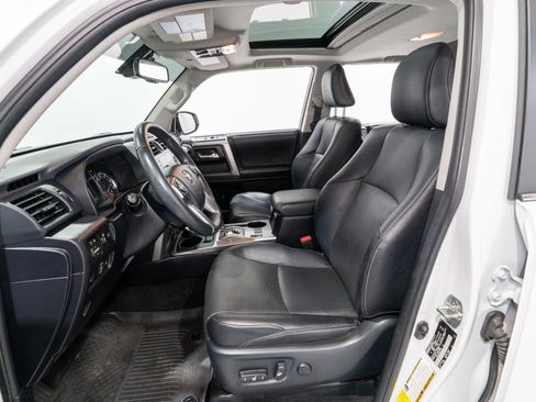 Used 2024 Toyota 4Runner Limited AWD/4WD image 16