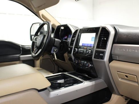 Used 2021 Ford F250 Lariat image 25