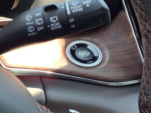 Used 2023 Jeep Grand Cherokee L Summit AWD/4WD image 14