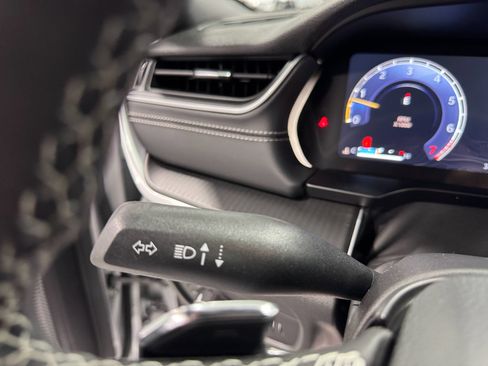 New 2025 Jeep Grand Cherokee L Altitude image 35