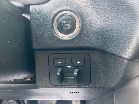 Used 2022 Toyota Tundra SR5 image 31