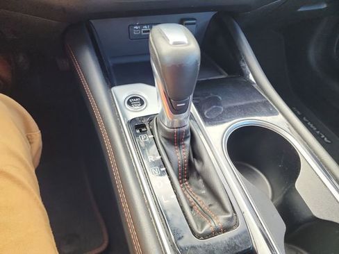 Used 2024 Nissan Altima 2.5 SR image 24
